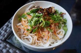 哪个明星爱吃米线,揭秘明星XXX的美食情缘